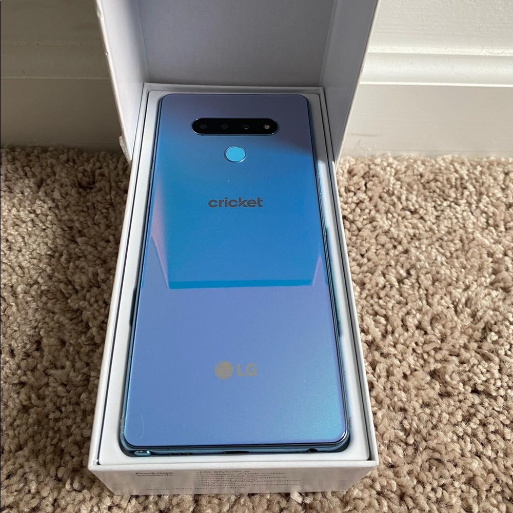 Blue LG Stylo 6 (cricket)